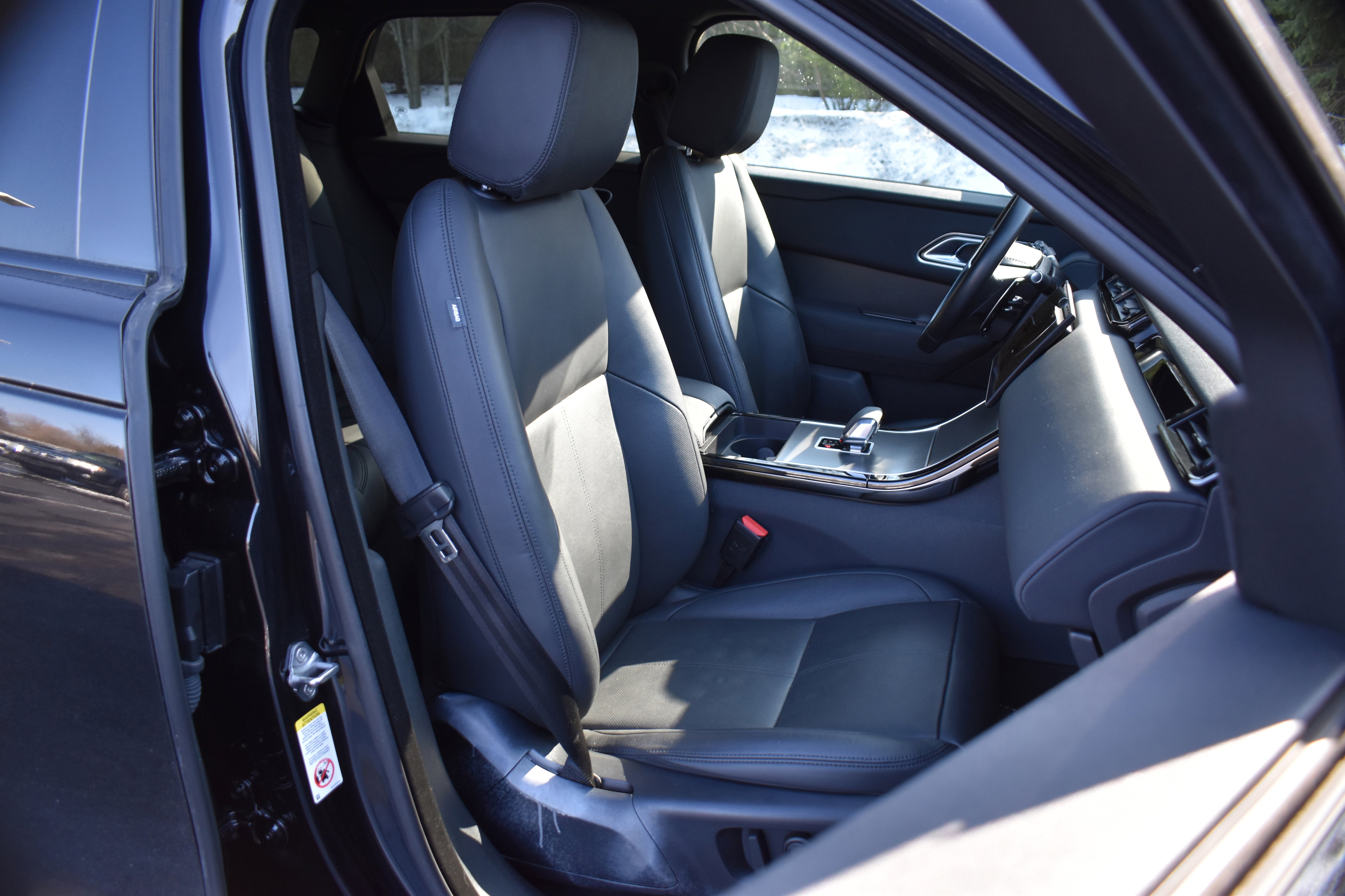 Used 2025 Land Rover Range Rover Velar Dynamic SE image 29