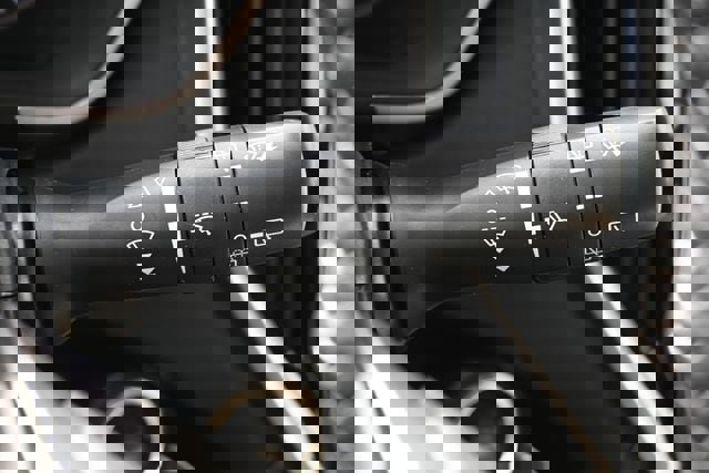 Used 2023 Subaru Ascent Premium w/ Convenience Package image 34