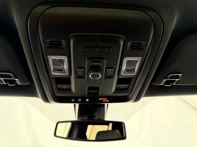 Used 2022 Chevrolet Tahoe Z71 w/ Luxury Package image 42