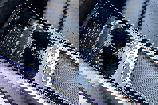 Certified 2025 Mercedes-Benz GLB 250 4MATIC image 21