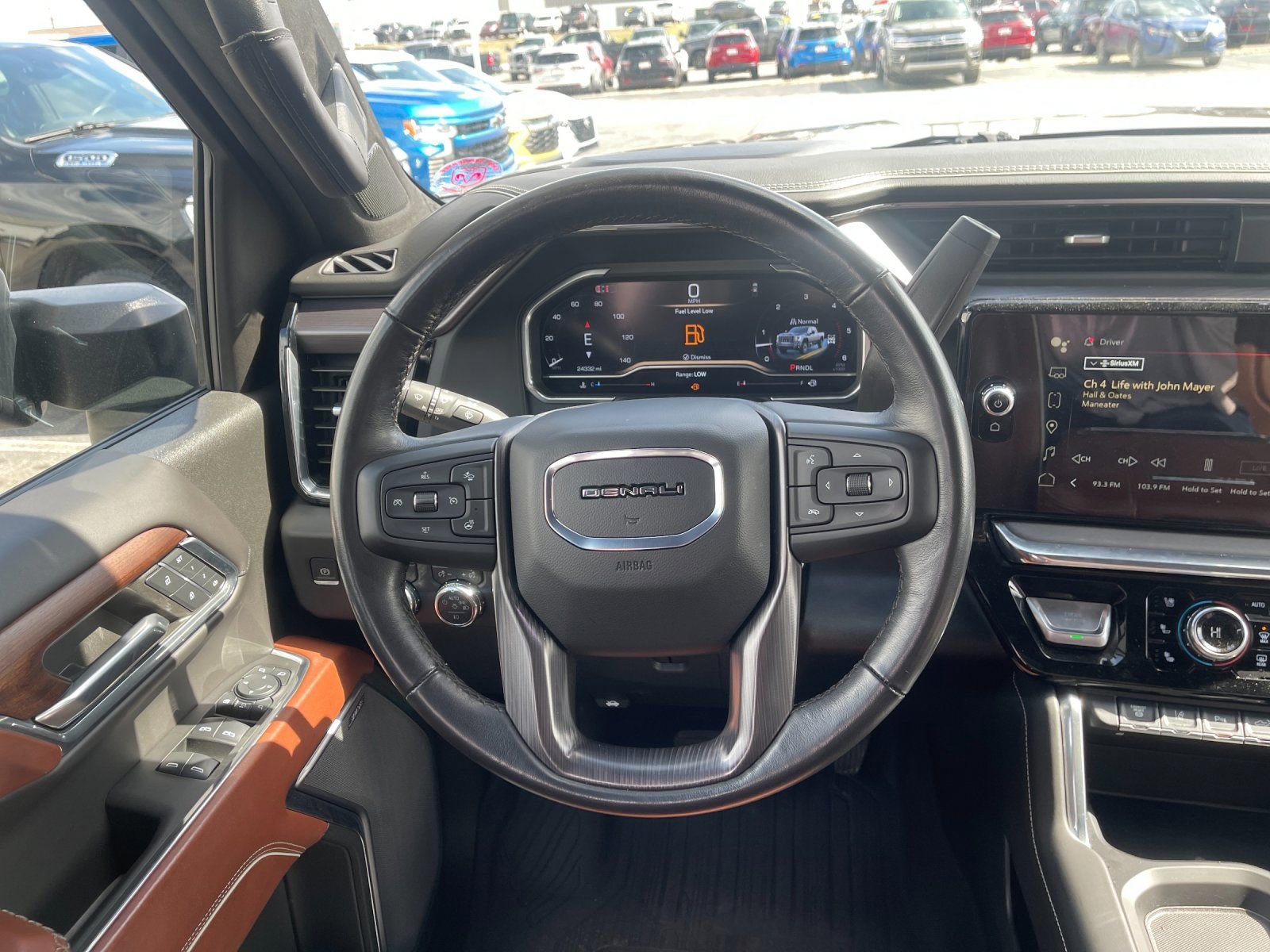 Used 2024 GMC Sierra 2500 Denali Ultimate w/ Max Trailering Package image 16