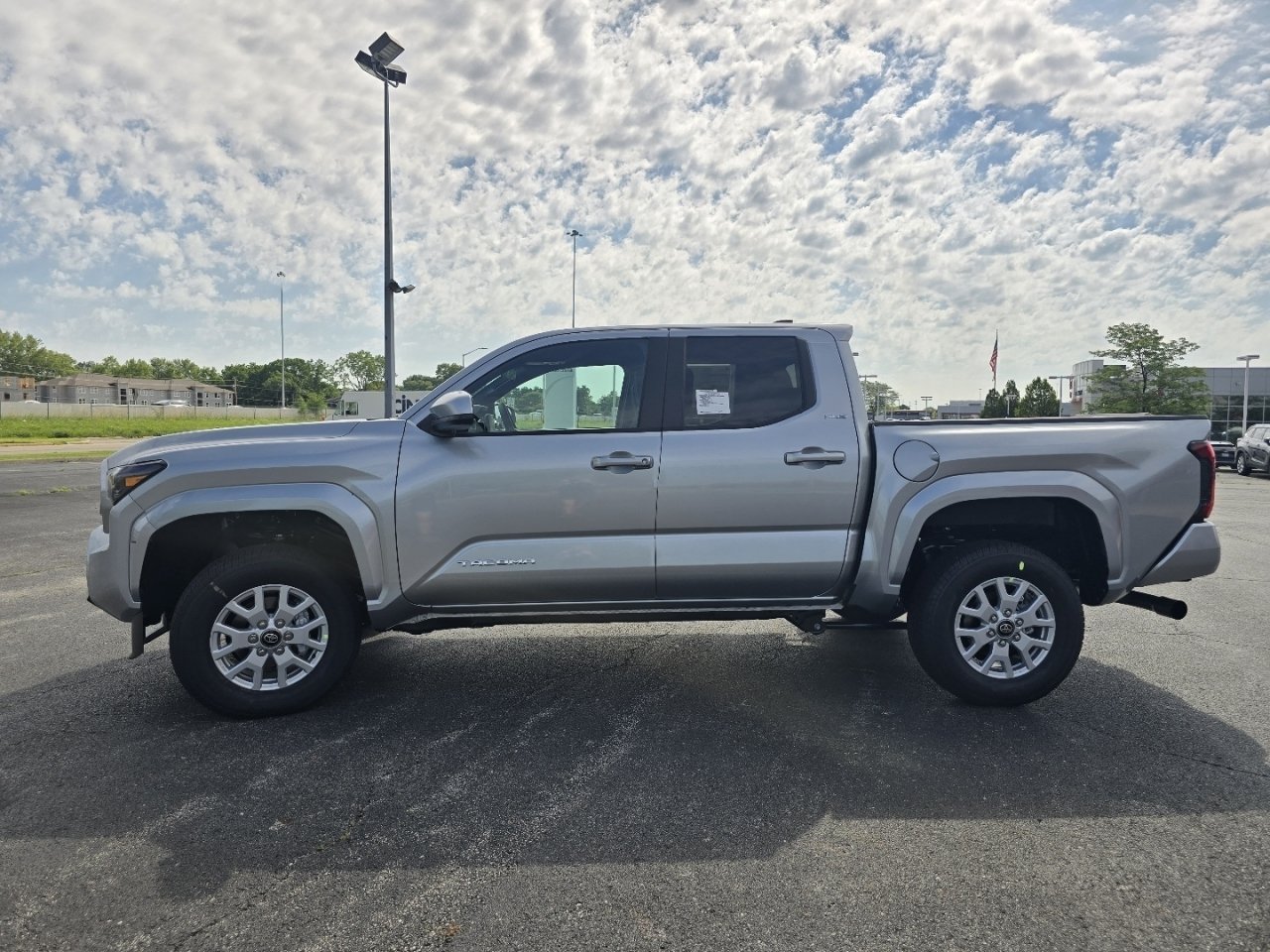 New 2026 Toyota Tacoma SR5 AWD/4WD image 11