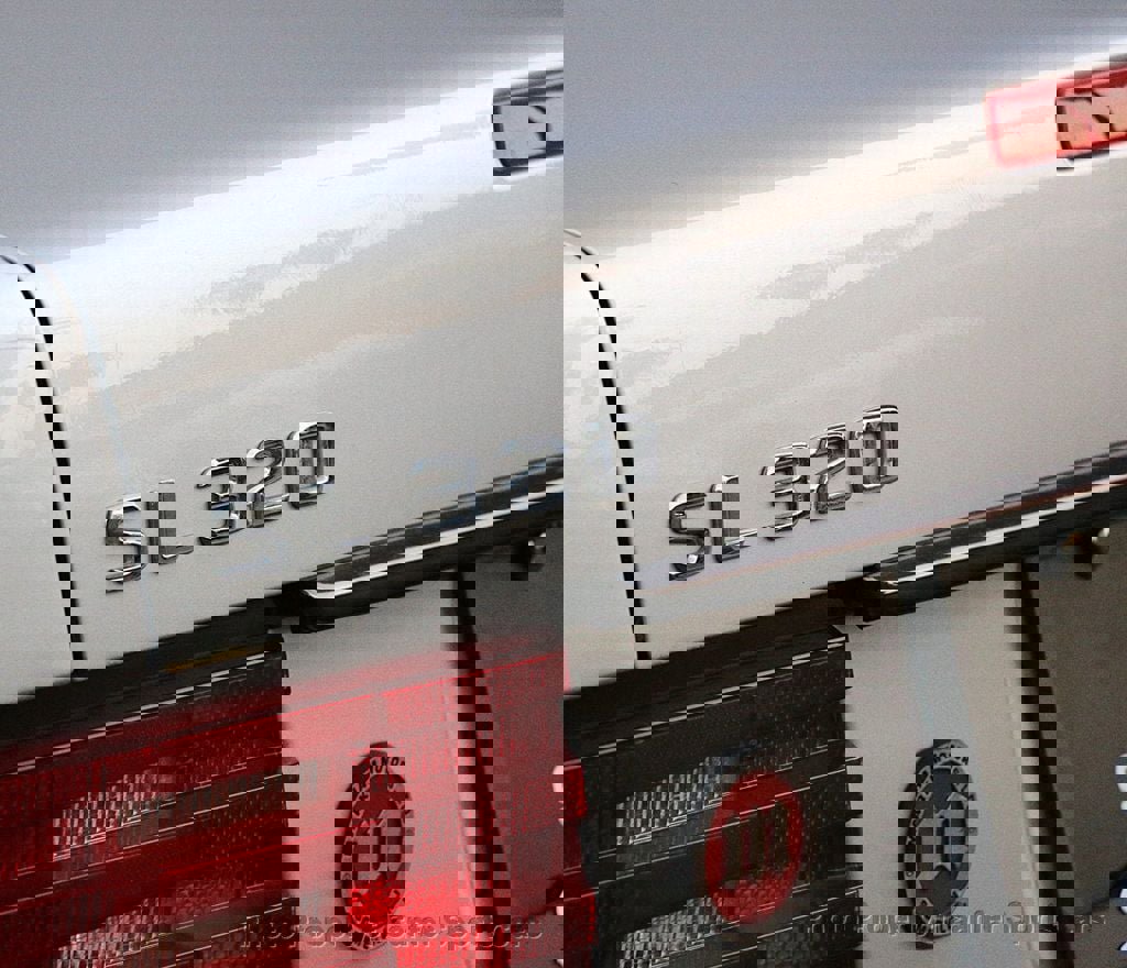 Used 1995 Mercedes-Benz SL 320 image 8