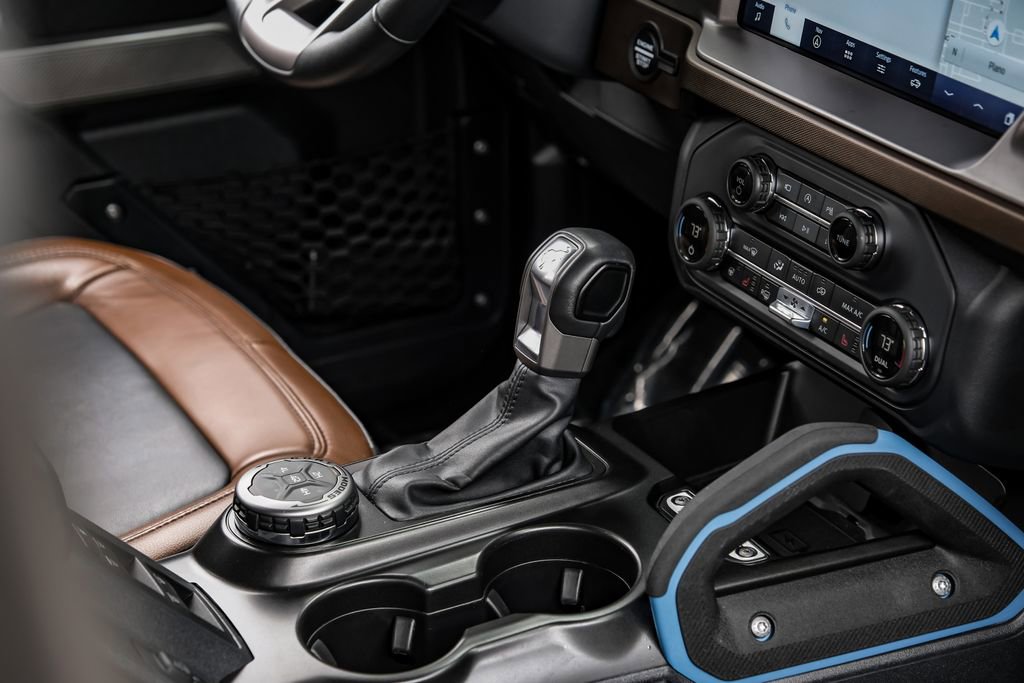 Used 2023 Ford Bronco Outer Banks image 23