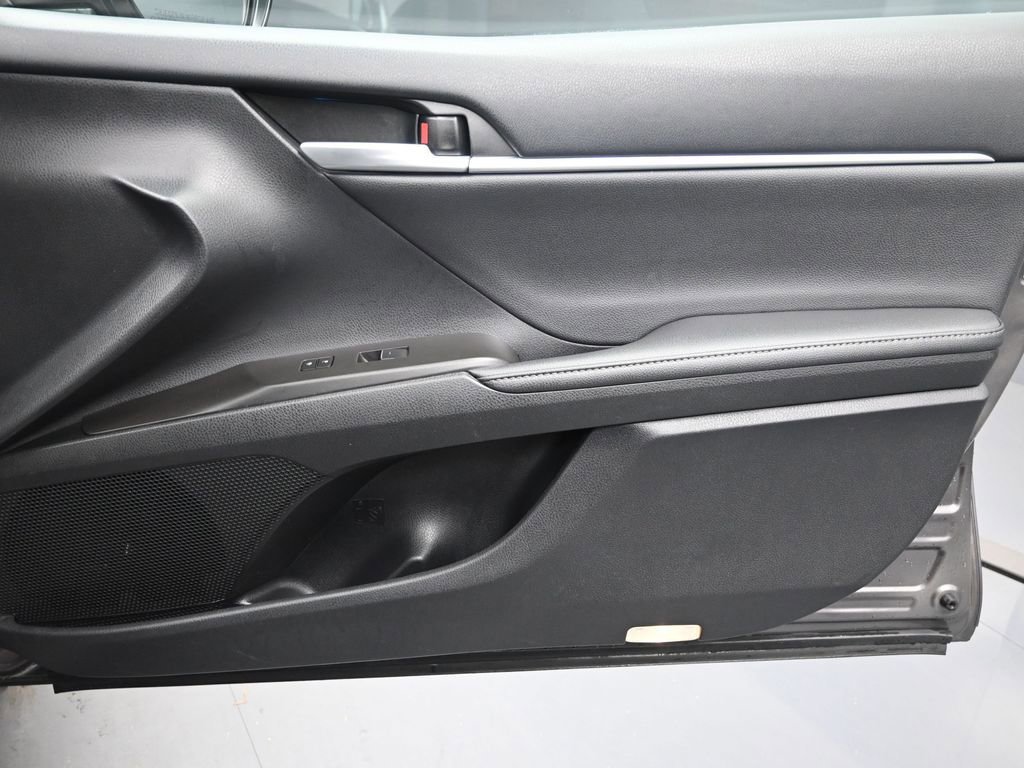 Used 2023 Toyota Camry XLE w/ Cold Weather Package image 26