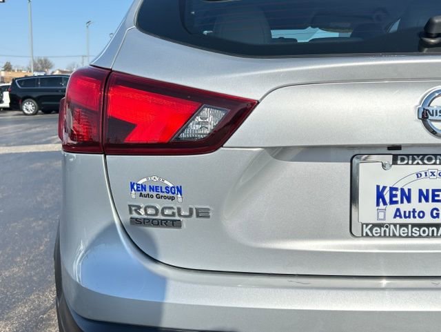 Used 2017 Nissan Rogue Sport SL image 4