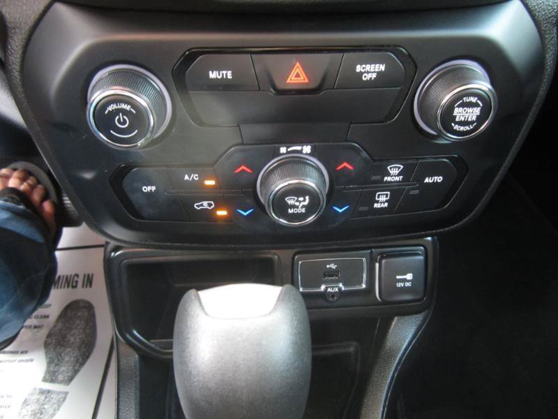 Used 2020 Jeep Renegade Sport FWD image 20