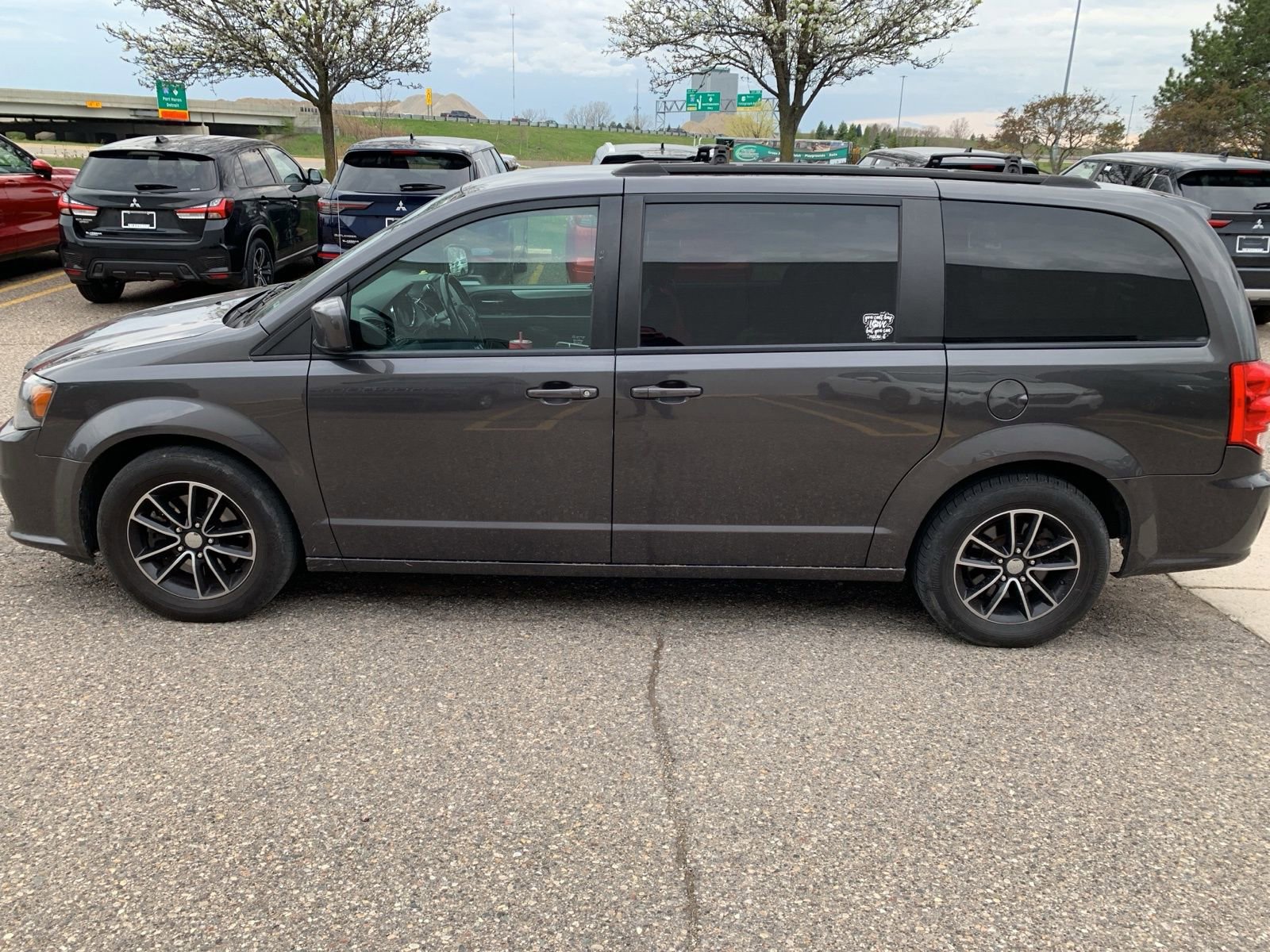 Used 2019 Dodge Grand Caravan GT FWD image 6