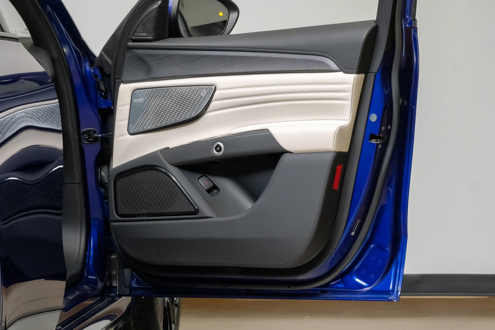 Used 2023 Maserati Grecale Modena image 43