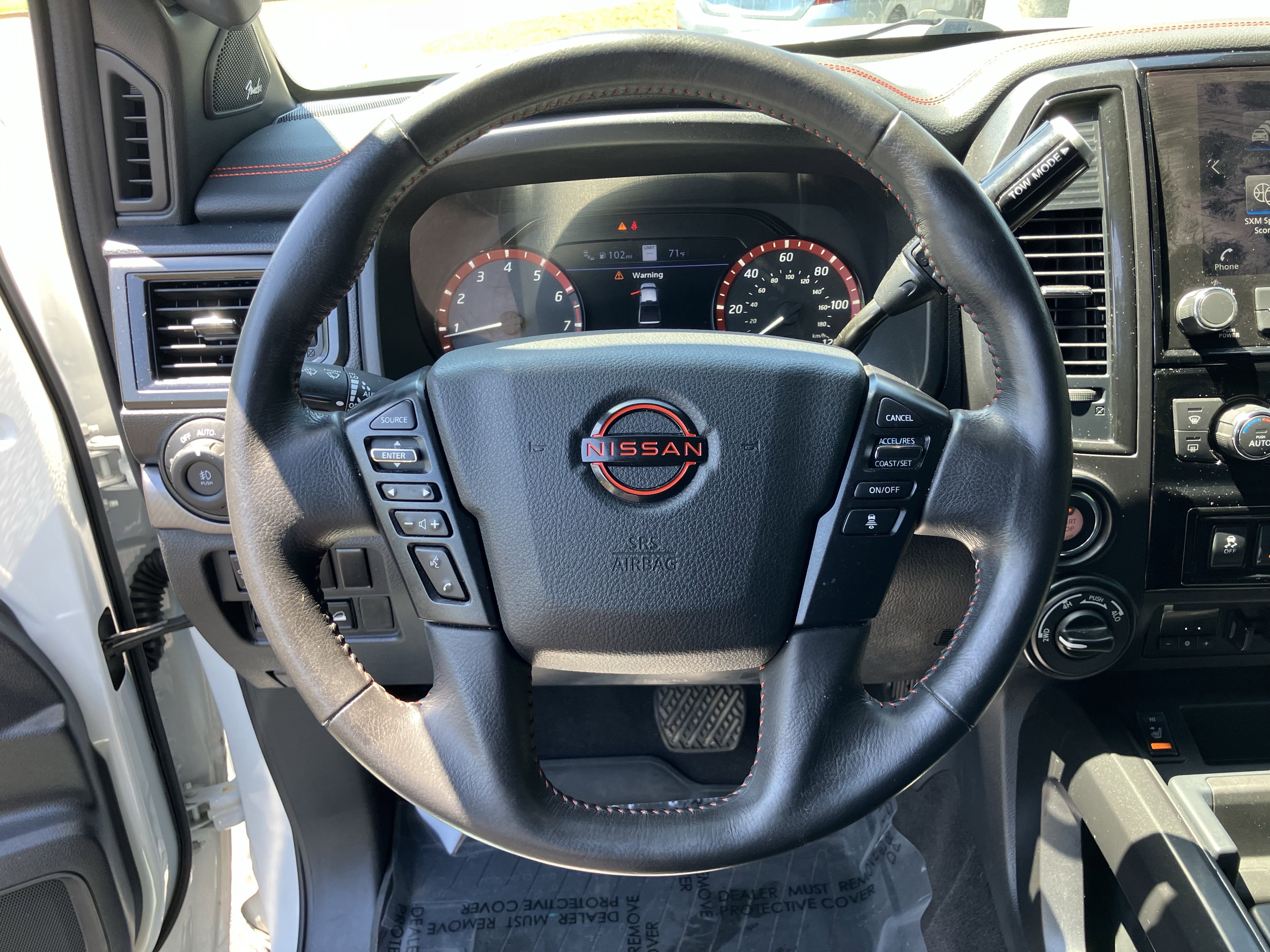 Used 2023 Nissan Titan PRO-4X w/ Pro-4x Convenience Package AWD/4WD image 20