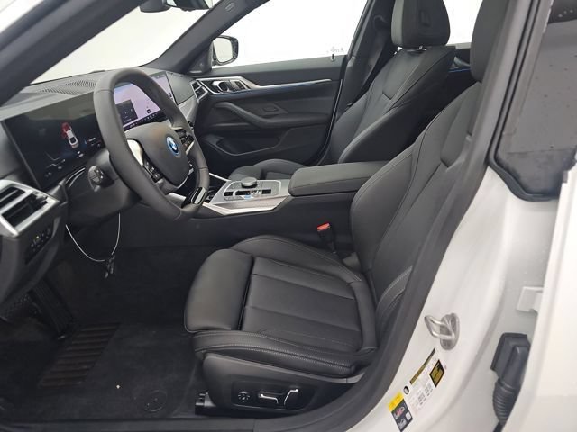 Certified 2025 BMW i4 eDrive40 RWD image 5