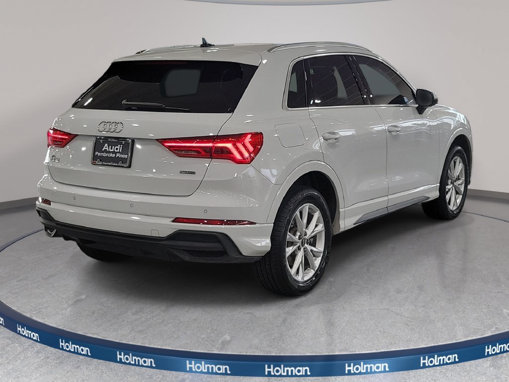 Used 2024 Audi Q3 2.0T Premium w/ Convenience Package AWD/4WD image 6