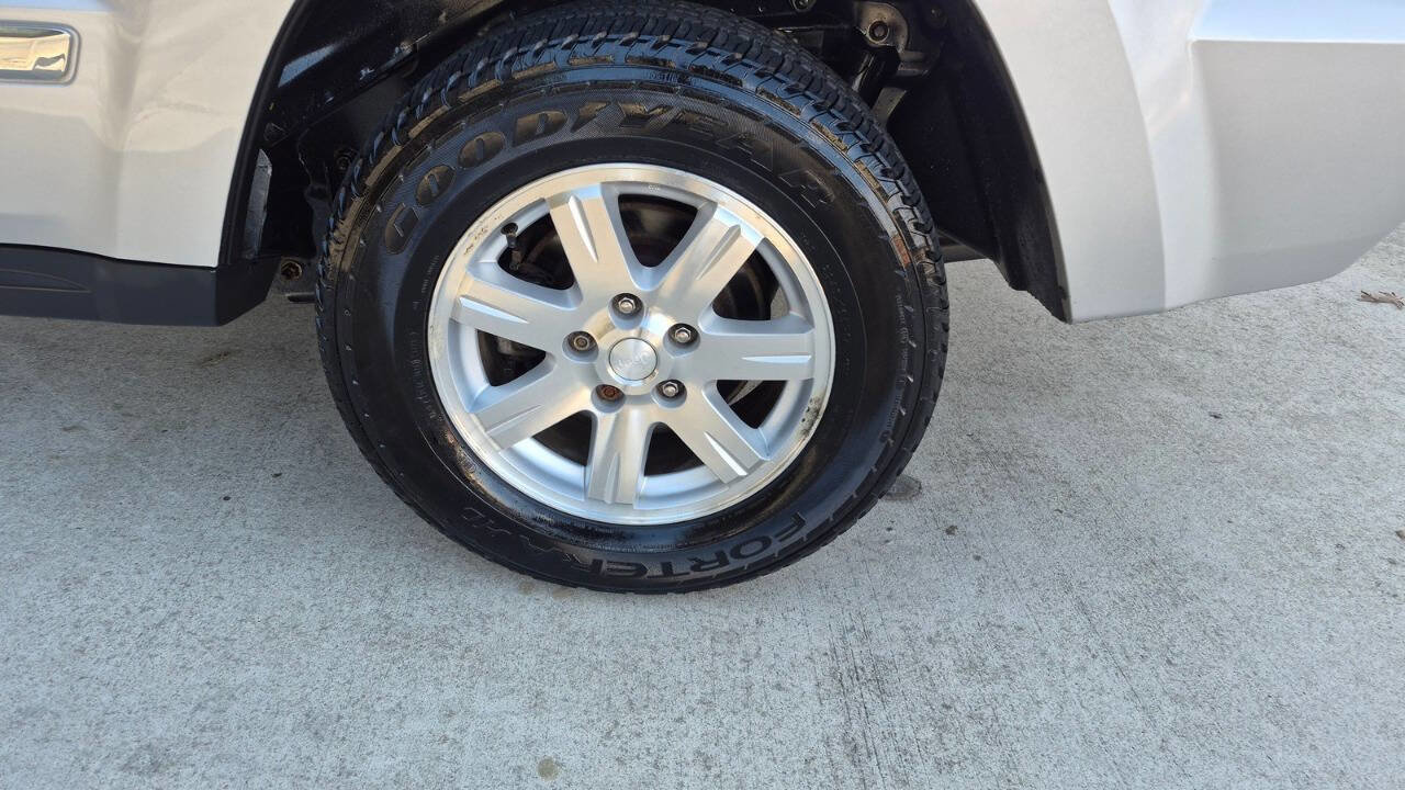 Used 2009 Jeep Grand Cherokee Limited image 33