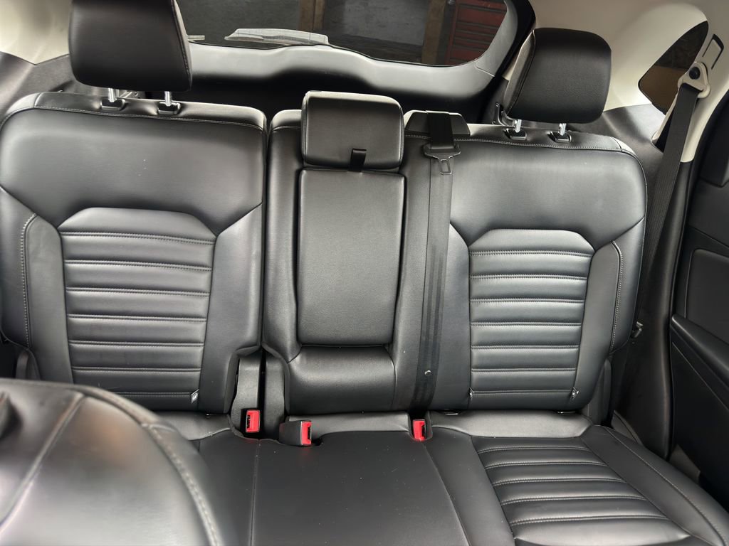 Used 2023 Ford Edge SEL image 10