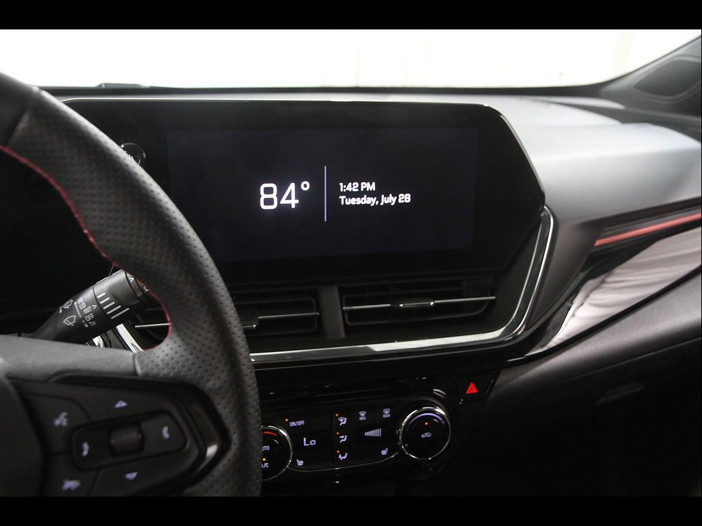 Certified 2025 Chevrolet Trax RS w/ Driver Confidence Package FWD image 9