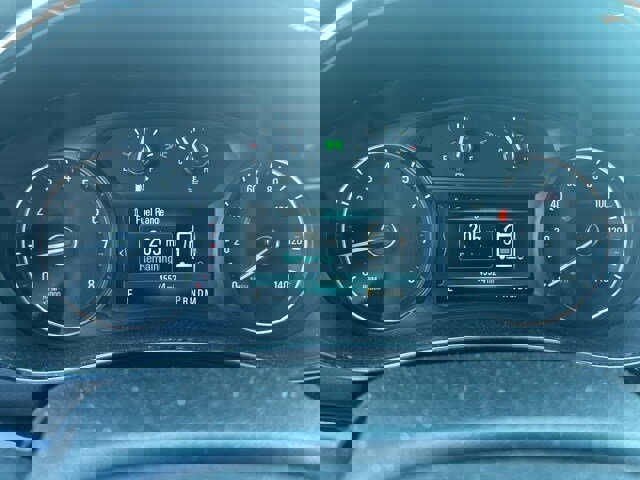 Used 2018 Buick Encore Essence w/ Experience Buick Package image 9