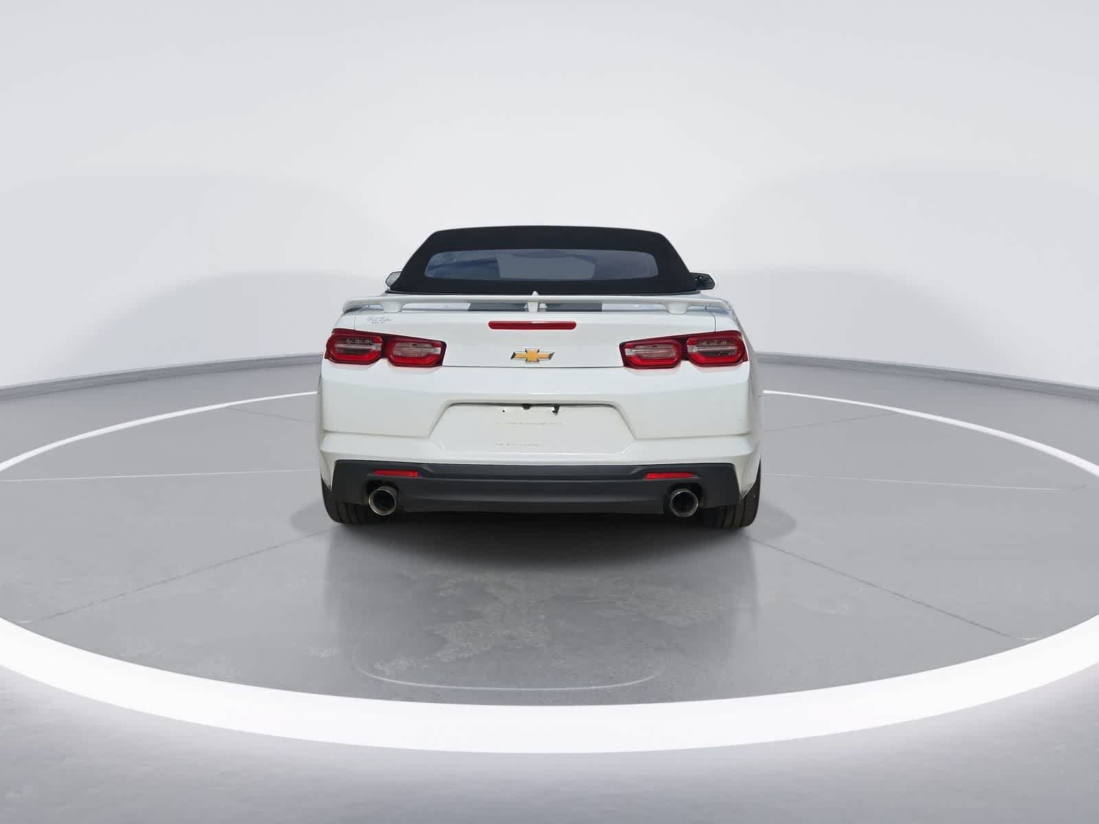 Used 2023 Chevrolet Camaro LT RWD image 7
