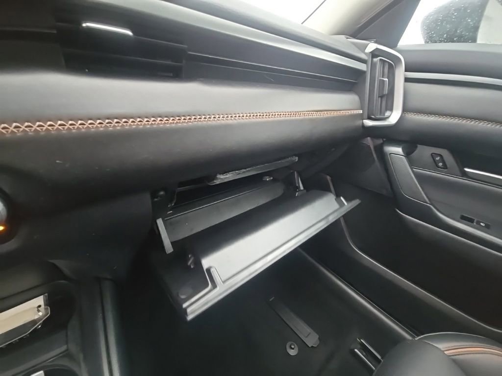 Used 2025 MAZDA CX-50 AWD 2.5 Hybrid w/ Premium Pkg image 22