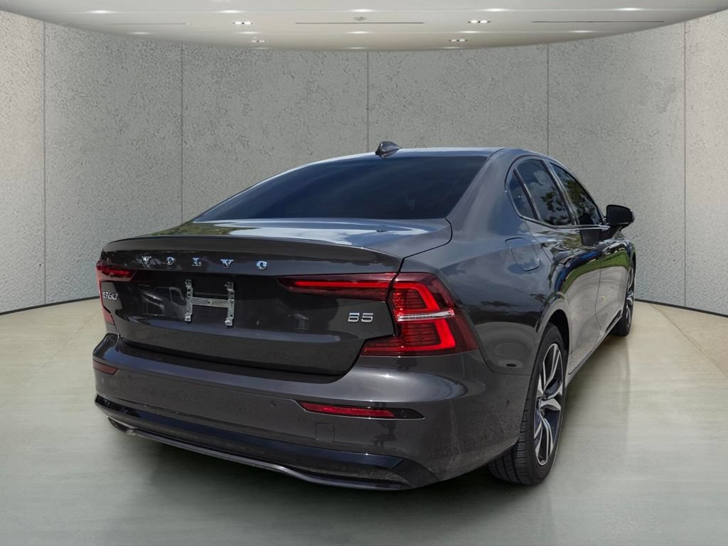 Used 2025 Volvo S60 B5 Plus w/ Protection Package Premier FWD image 5