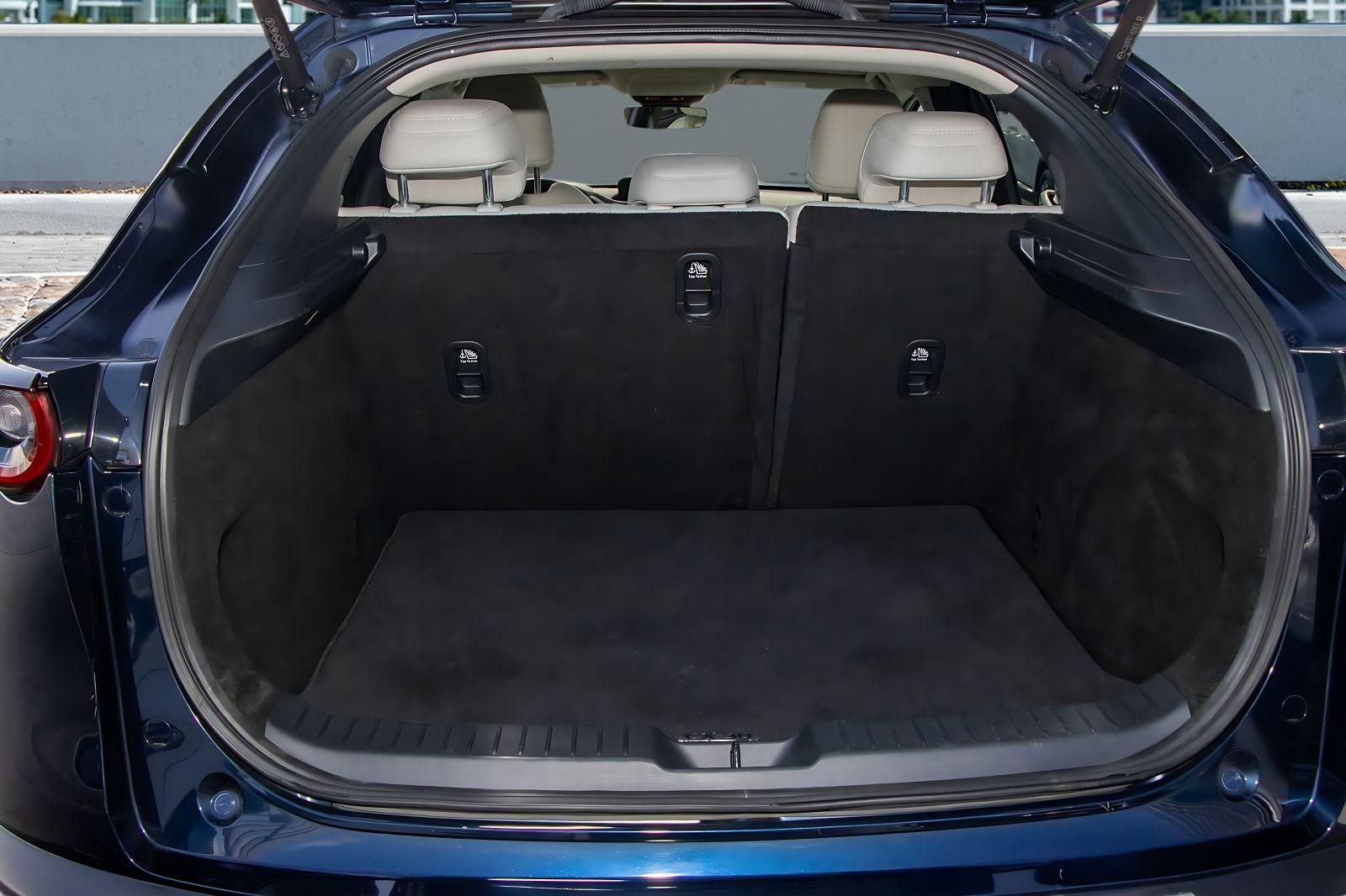 Used 2023 MAZDA CX-30 AWD 2.5 S w/ Premium Package image 11