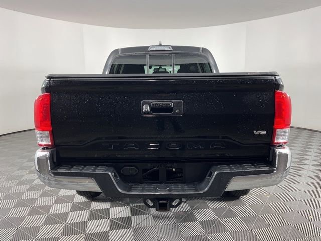 Used 2017 Toyota Tacoma SR5 image 8
