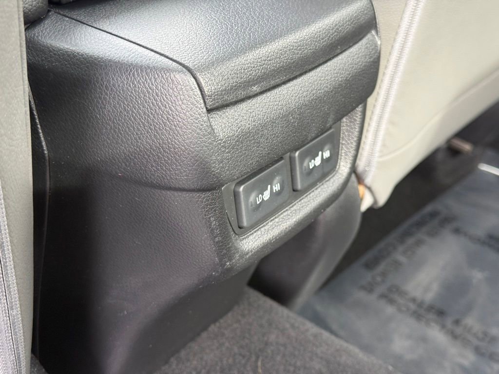 Used 2018 Honda Civic Touring image 16