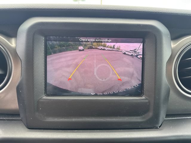 Used 2023 Jeep Wrangler Unlimited AWD/4WD image 18