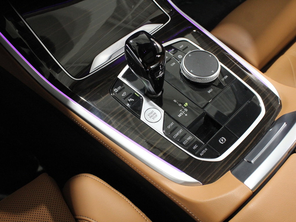 Certified 2023 BMW X5 xDrive40i w/ M Sport Package image 15