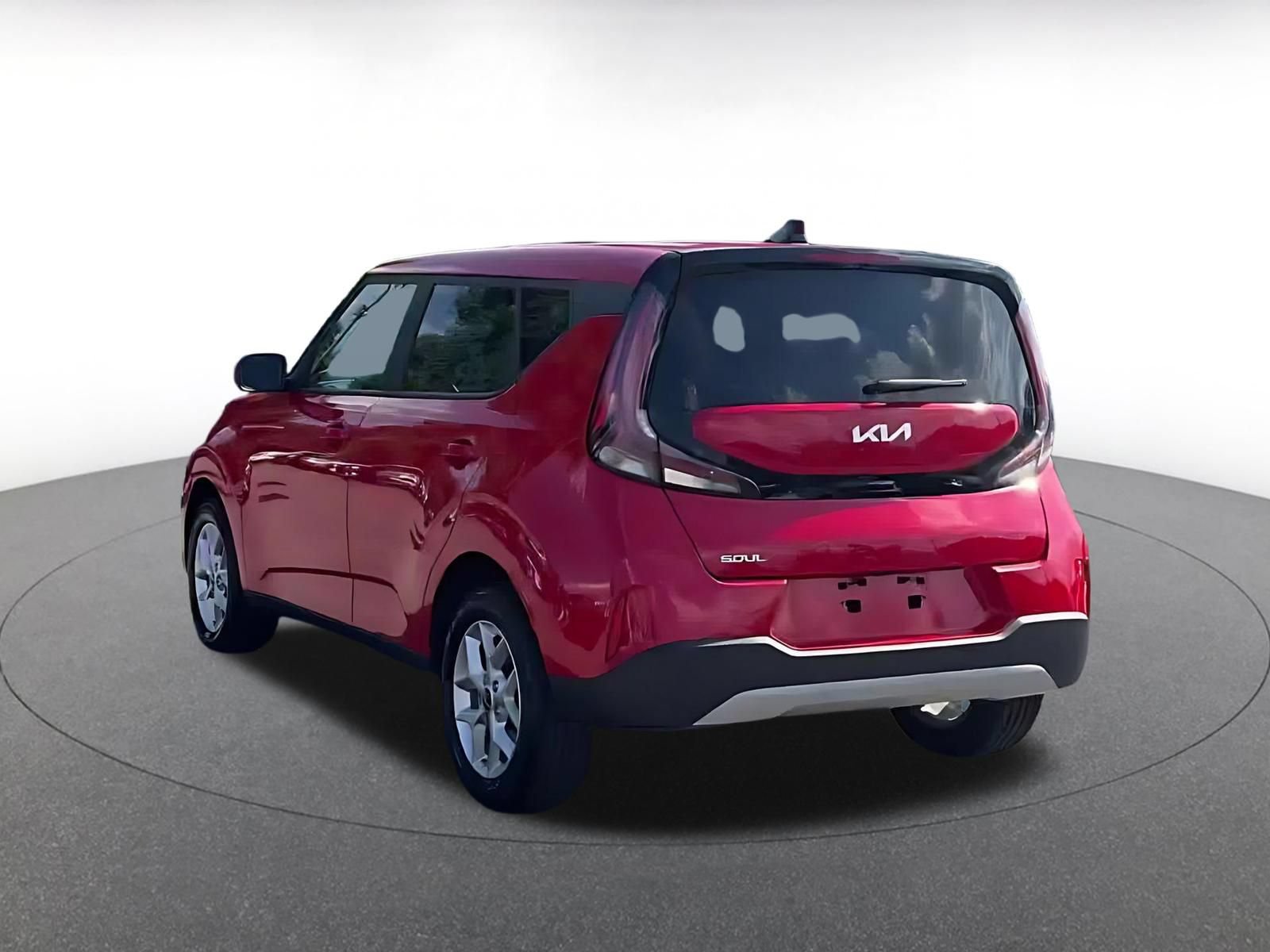Used 2025 Kia Soul LX w/ LX Technology Package FWD image 11