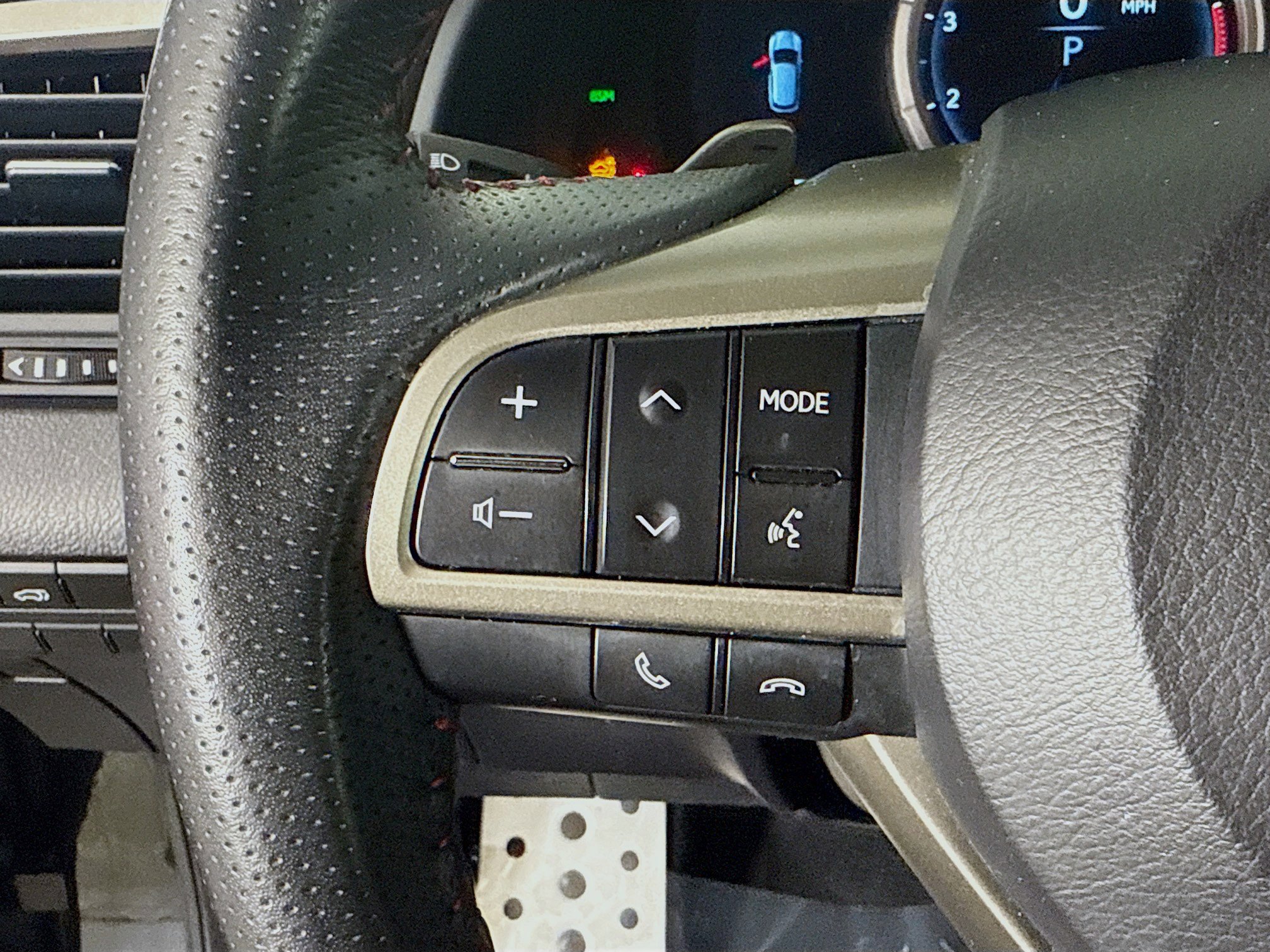 Used 2022 Lexus RX 350 F Sport w/ Accessory Package image 14