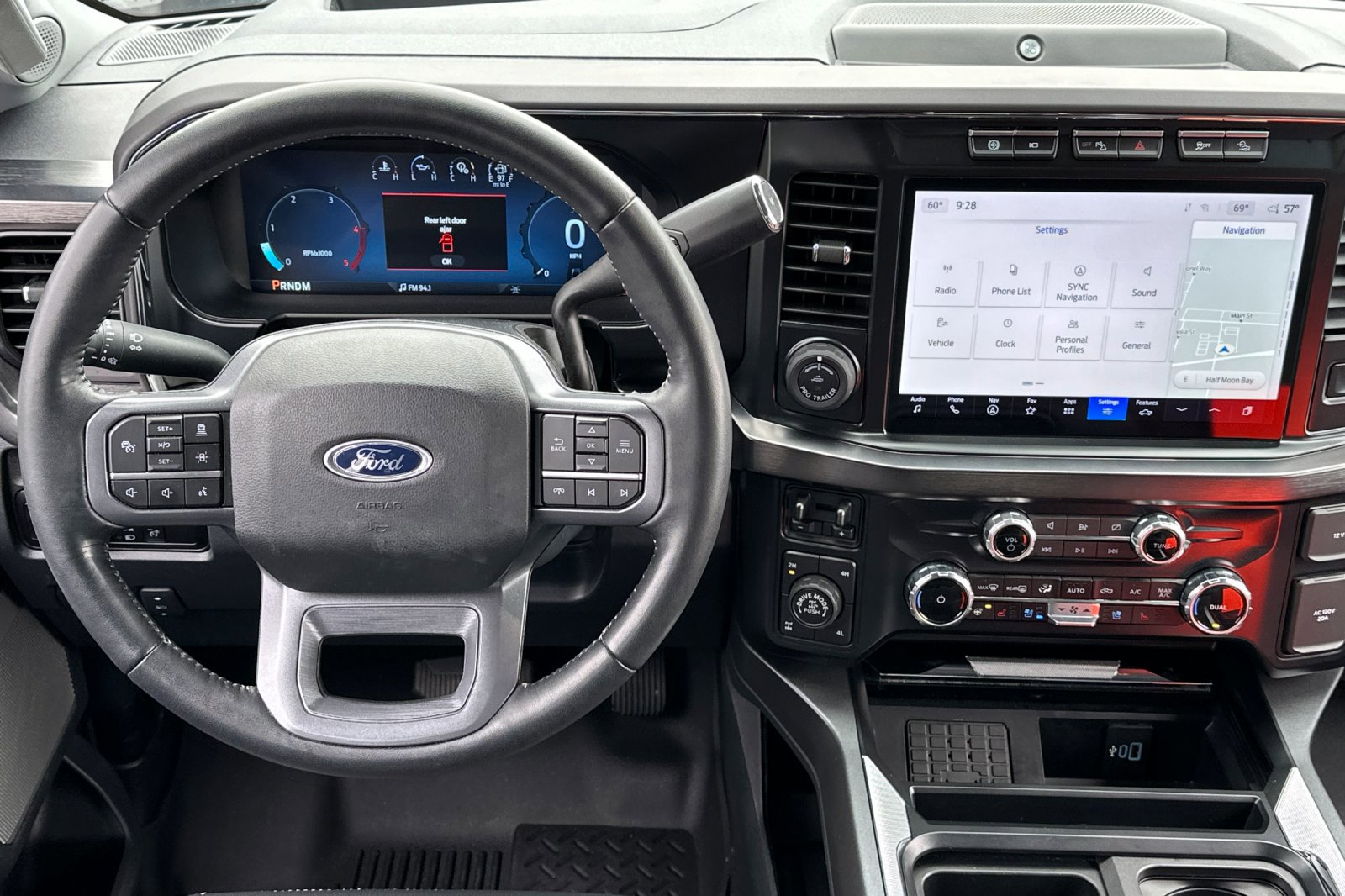 Used 2023 Ford F250 Lariat w/ Lariat Ultimate Package image 13