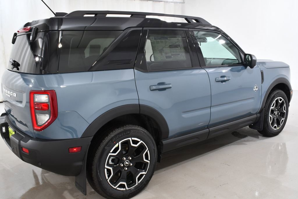 New 2025 Ford Bronco Sport Outer Banks w/ Outer Banks Tech Package+ AWD/4WD image 11