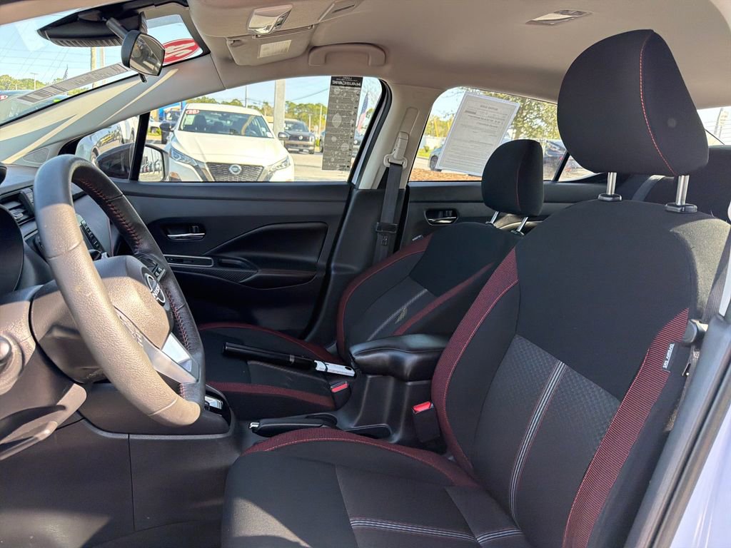 Used 2024 Nissan Versa SR w/ Trunk Package image 16