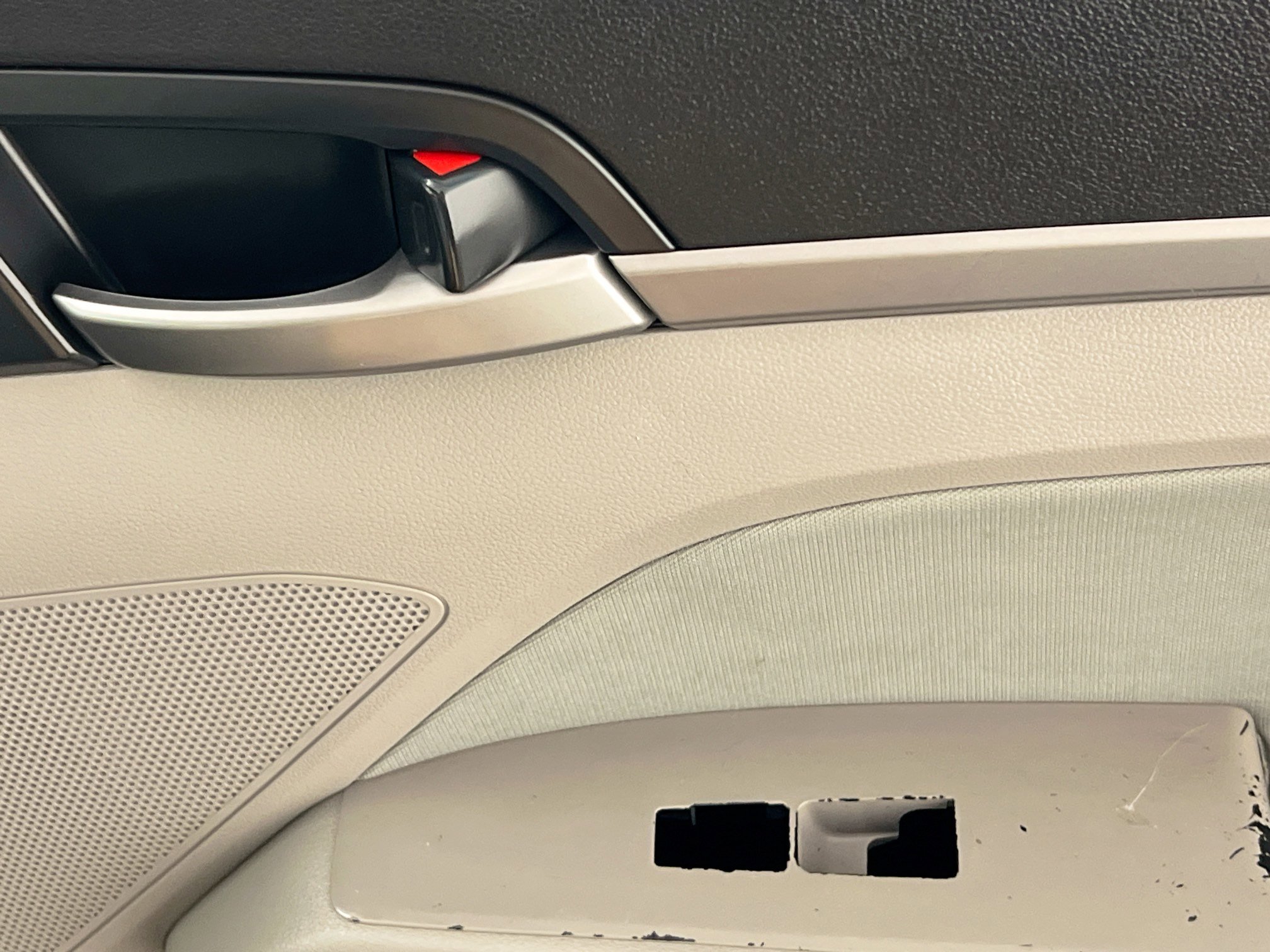 Used 2017 Hyundai Elantra SE image 31