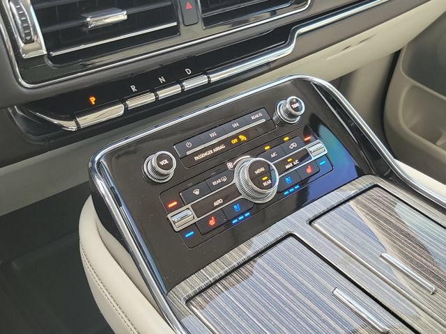 Used 2023 Lincoln Navigator L Black Label AWD/4WD image 7