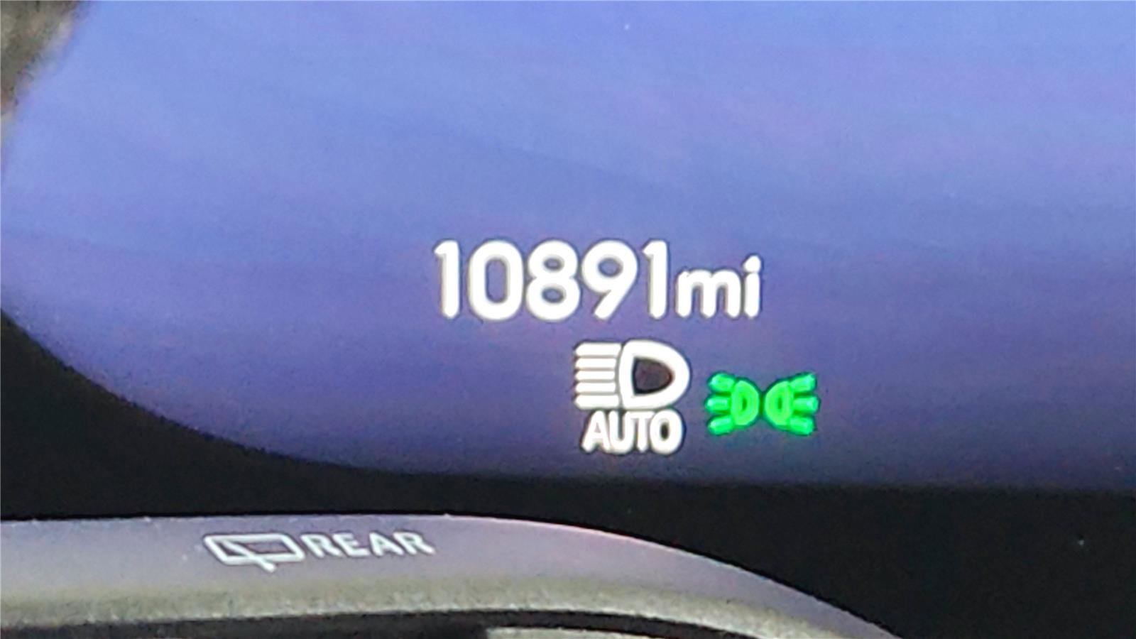 Used 2025 Buick Enclave Preferred AWD/4WD image 24