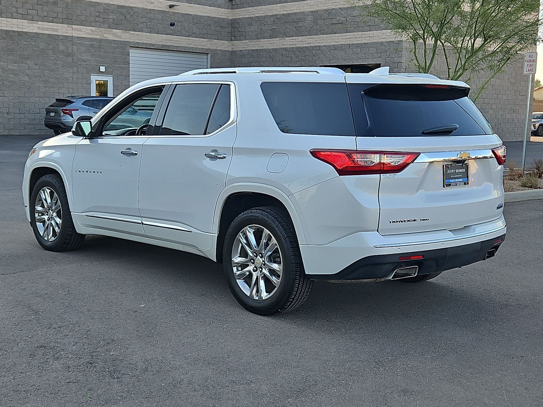 Certified 2019 Chevrolet Traverse High Country w/ LPO, Floor Liner Package AWD/4WD image 3
