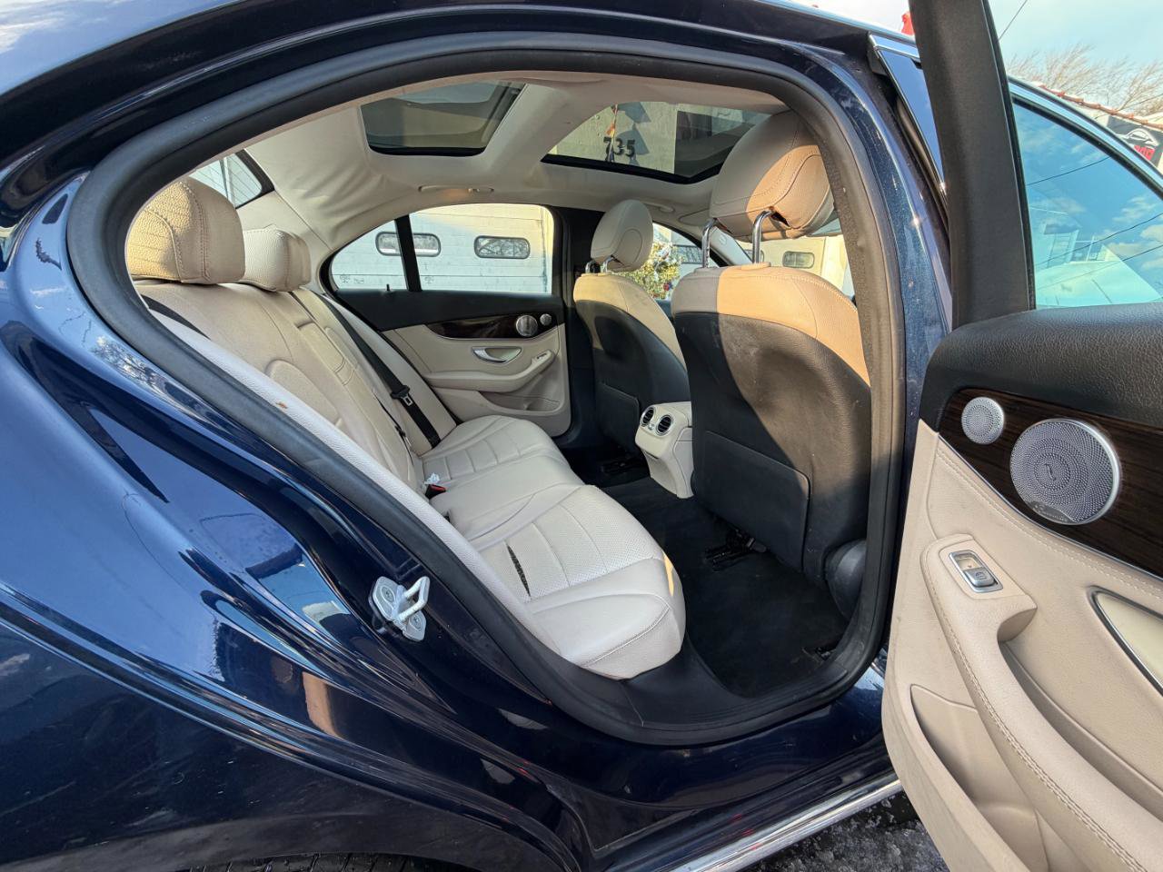Used 2015 Mercedes-Benz C 300 4MATIC Sedan image 24