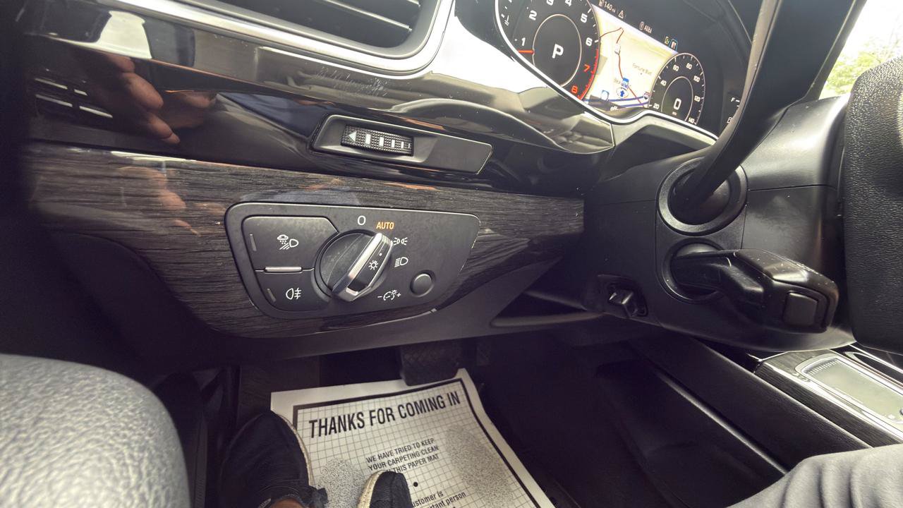 Used 2019 Audi Q7 3.0T Premium Plus w/ Premium Plus Package AWD/4WD image 19