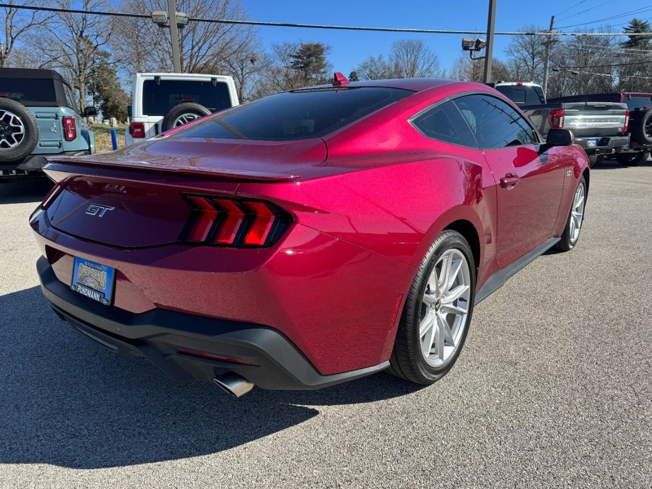 Used 2025 Ford Mustang GT Premium image 3