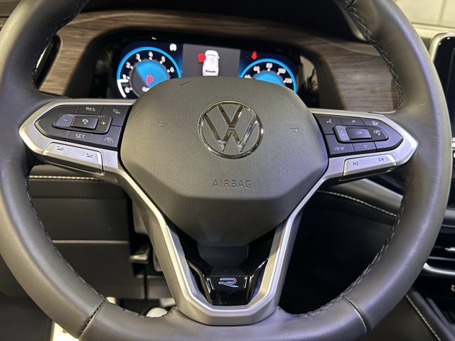 New 2026 Volkswagen Atlas SEL Premium R-Line image 24