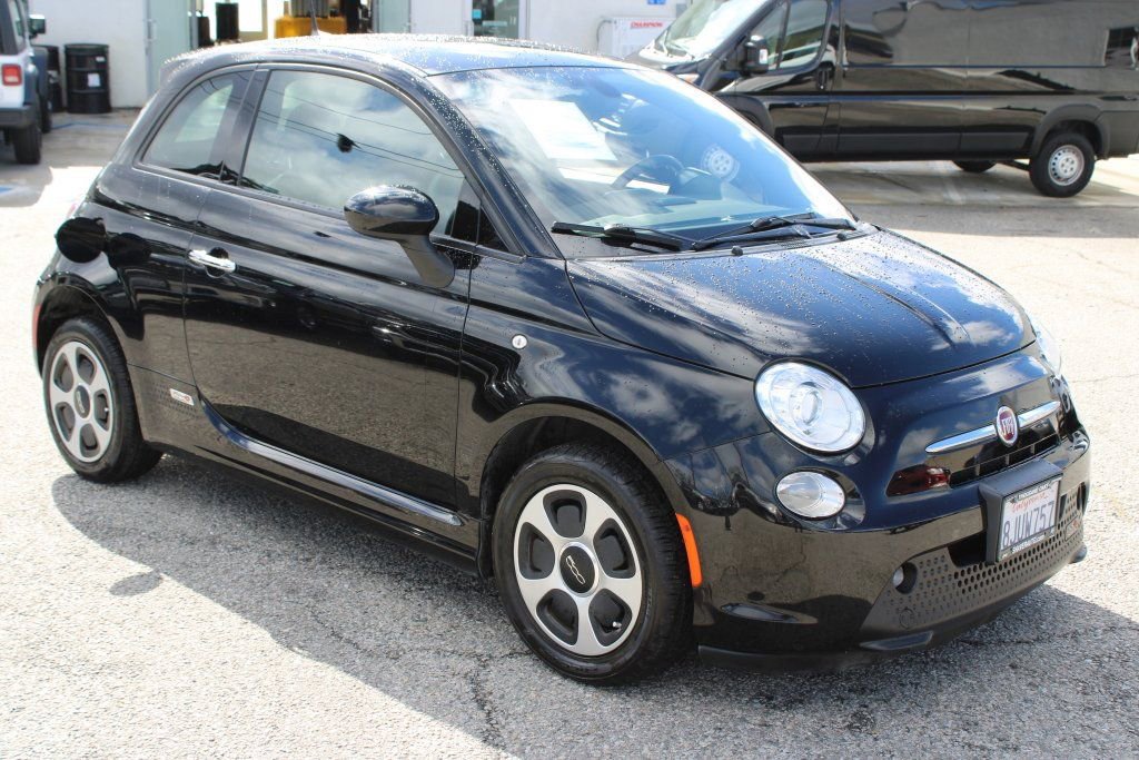 Used 2019 FIAT 500 e image 3