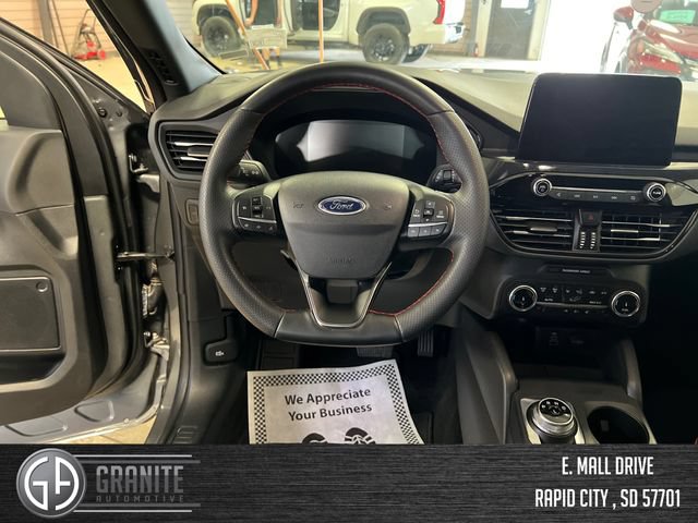 Used 2025 Ford Escape ST-Line Select AWD/4WD image 21