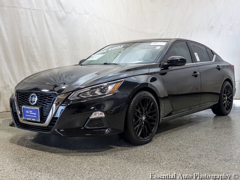 Used 2021 Nissan Altima 2.5 SR w/ SR Premium Package FWD image 2