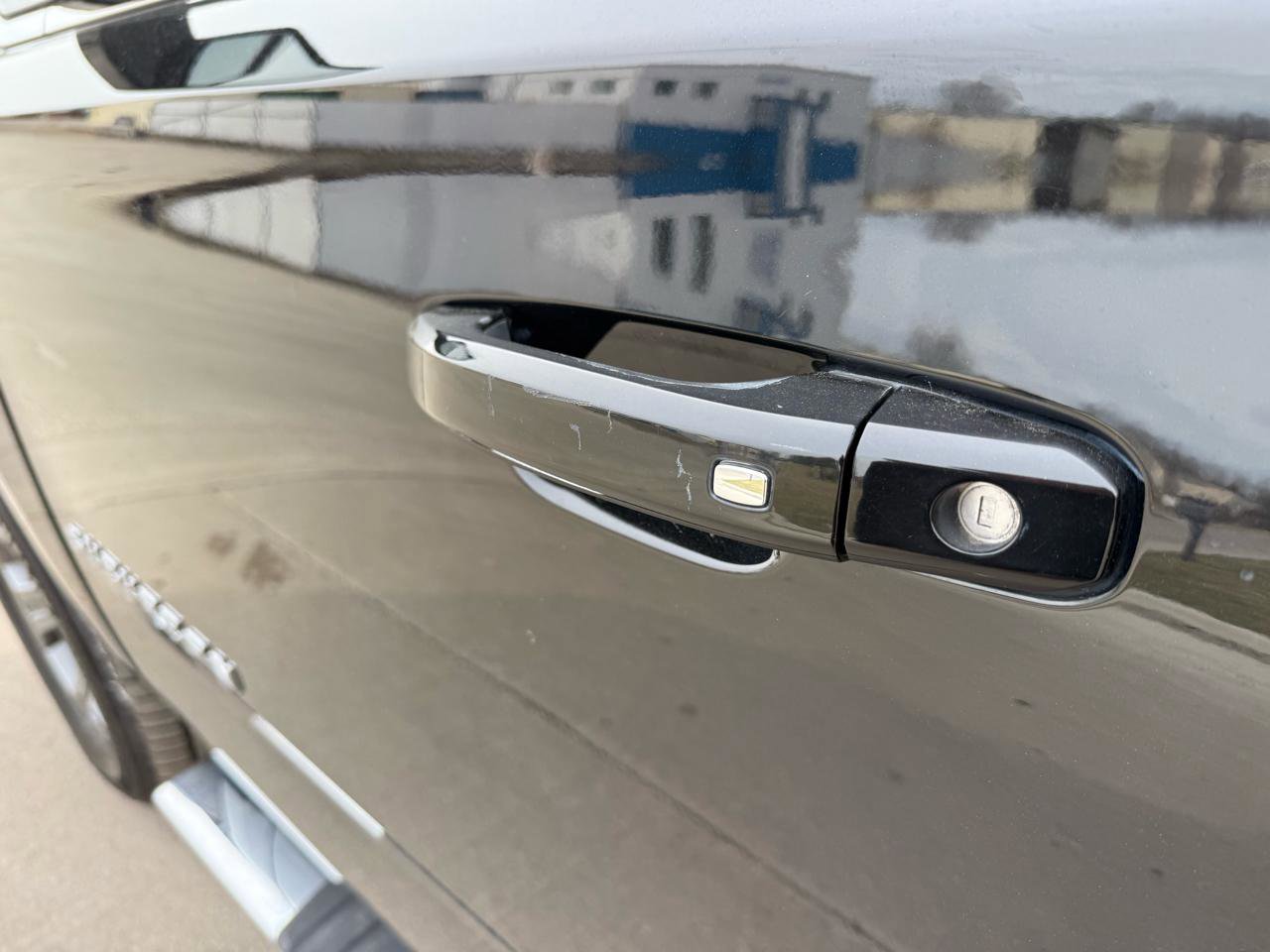 Used 2016 Chevrolet Suburban LT AWD/4WD image 11