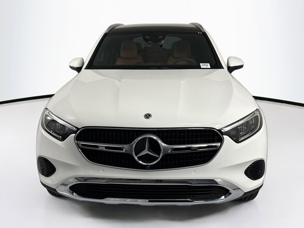Certified 2026 Mercedes-Benz GLC 300 image 2