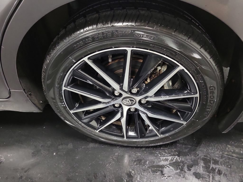 Used 2024 Toyota Camry SE AWD/4WD image 12