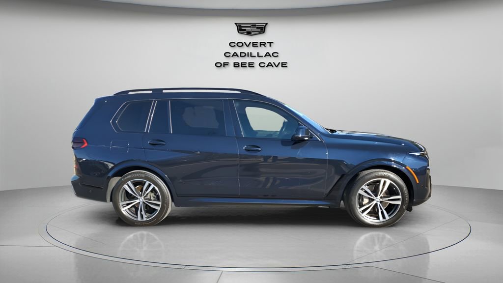 Used 2023 BMW X7 xDrive40i w/ M Sport Package image 11