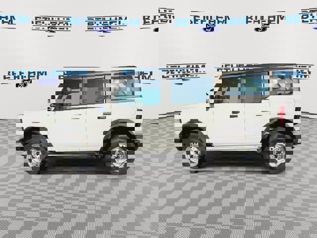 New 2025 Ford Bronco 4-Door image 5