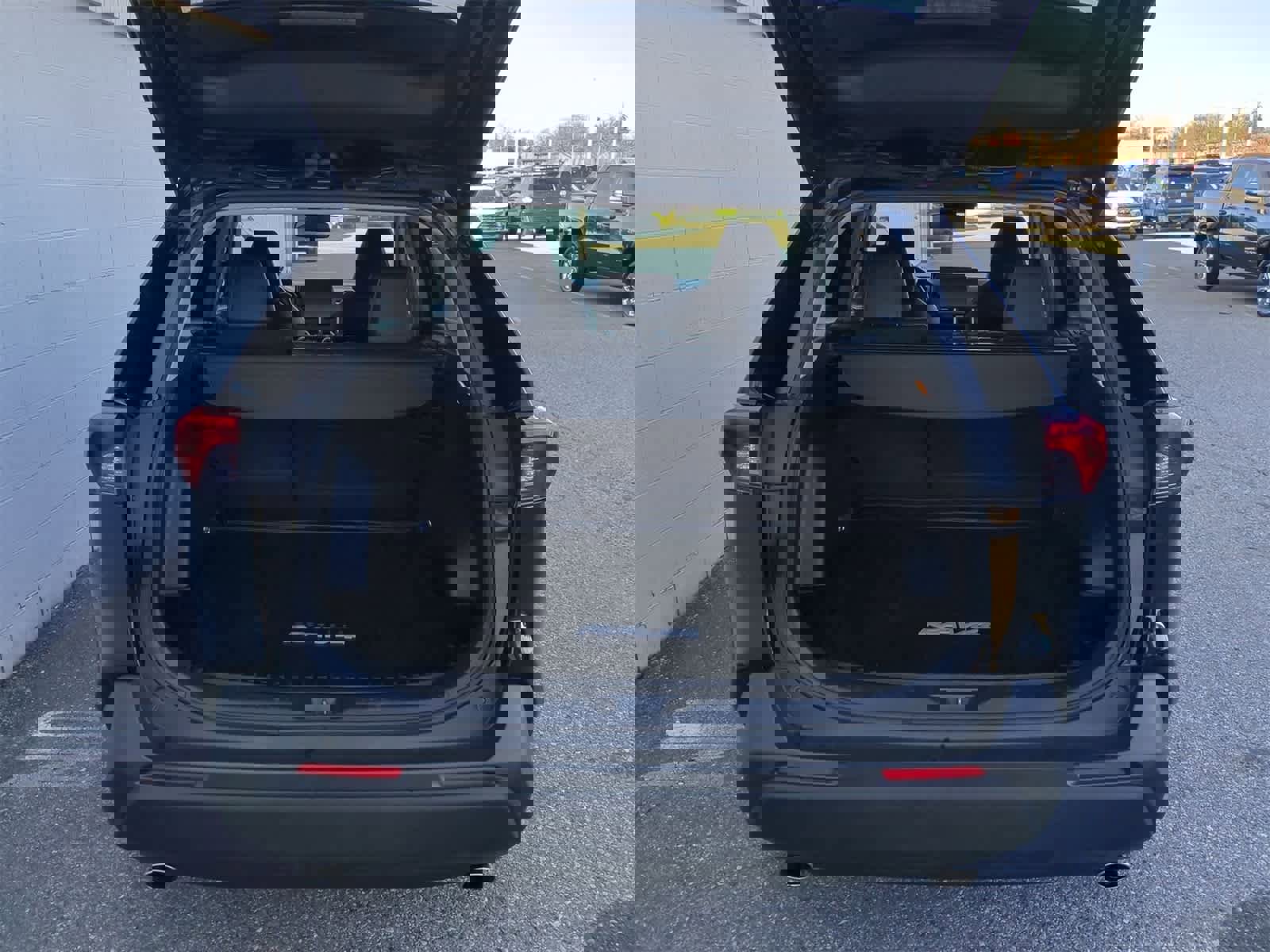 Used 2019 Toyota RAV4 XLE Premium image 34